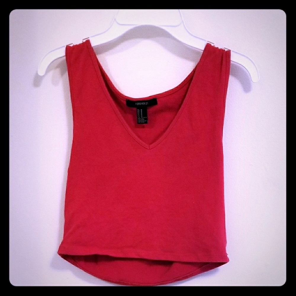Red Sleeveless Crop Top